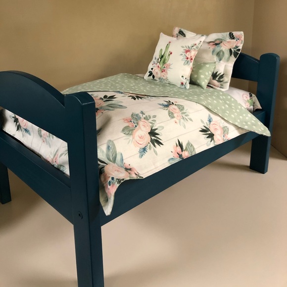 Doll Bed & Bedding for 18” Dolls - Picture 2 of 5